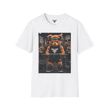 Cargar imagen en el visor de la galería, Bear Powerlifting T-Shirt — 'Train Hard' Gym Tee for Weightlifters